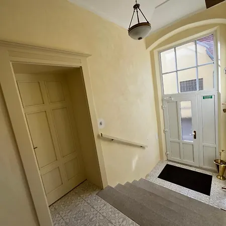 Naxaruv Dvur * Horažďovice