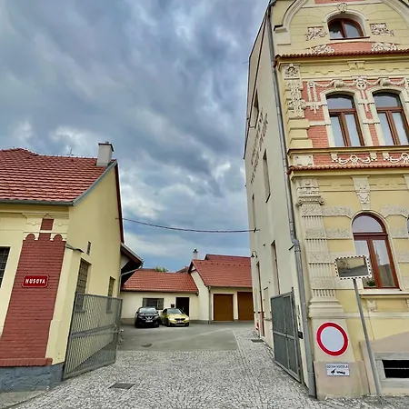 Naxarův Dvůr